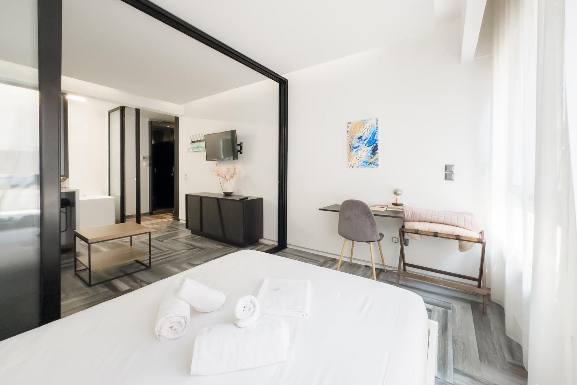 Athenian Dream Suite Bagian luar foto